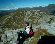 59 verso il dirimpettaio Zucco Barbesino (2152 m.)...